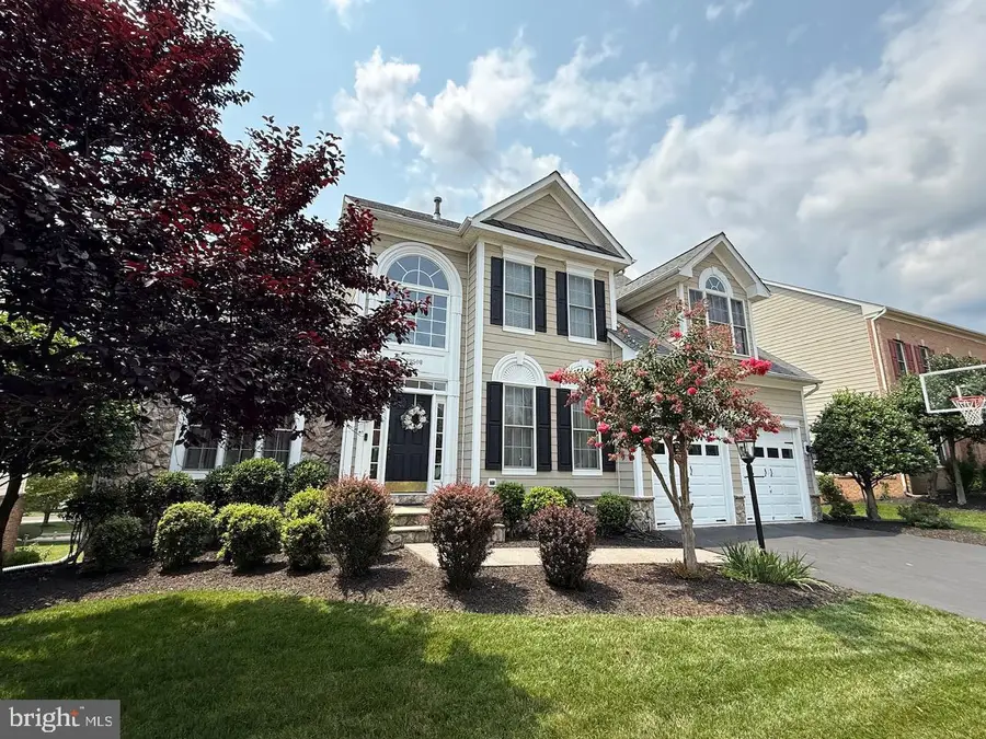 19508 Mill Dam Pl, Leesburg, VA 20176 - #2