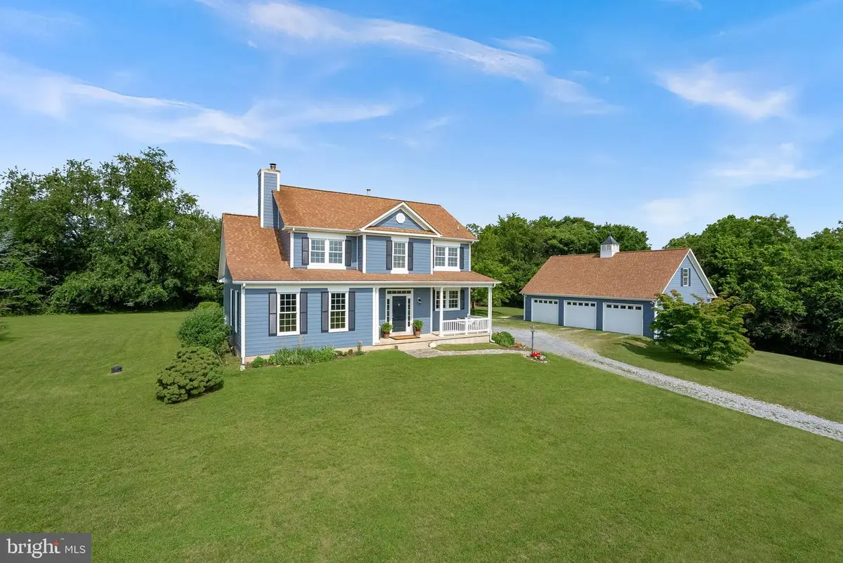 12179 Enfield Ln, Lovettsville, VA 20180 - #1
