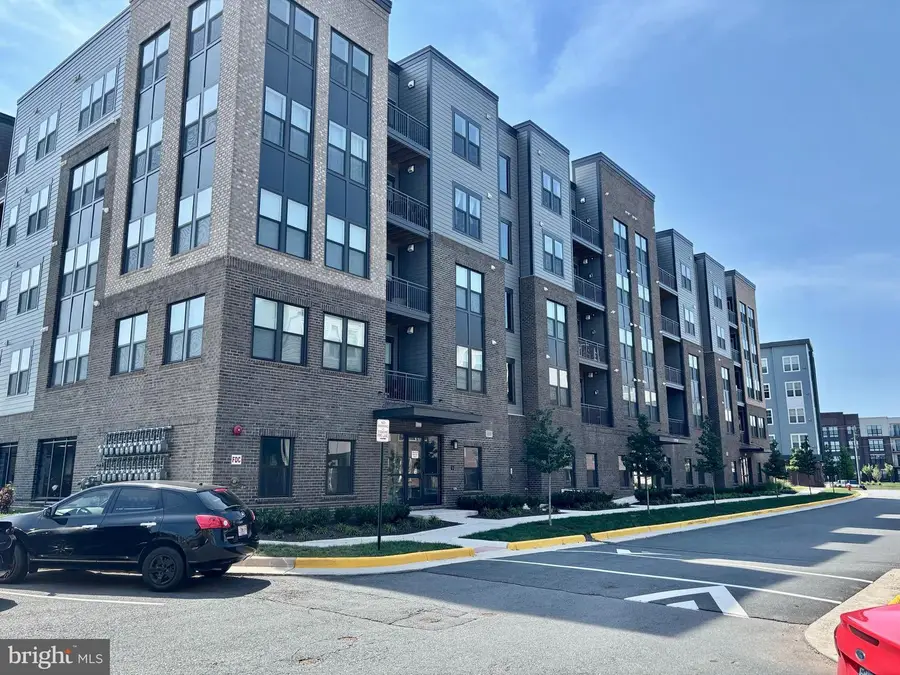 21950 Garganey Terrace #407, Ashburn, VA 20147 - #2