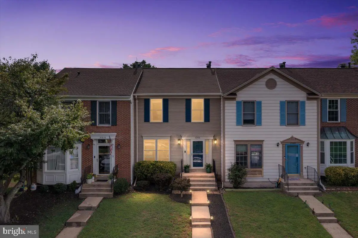 21226 Hedgerow Ter, Ashburn, VA 20147 - #1