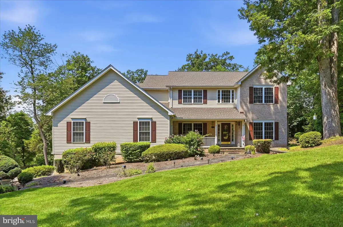 45539 Lakeside Dr, Sterling, VA 20165 - #1