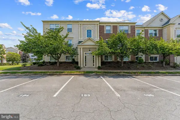 1129 Huntmaster Ter Ne #101, LEESBURG, VA 20176