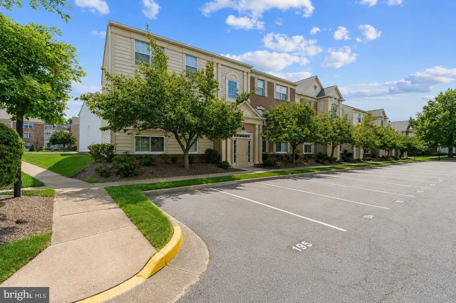 1129 Huntmaster Ter Ne #101, Leesburg, VA 20176 - #2