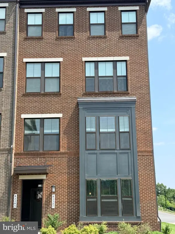 43347 Goshen Run Sq, ASHBURN, VA 20148