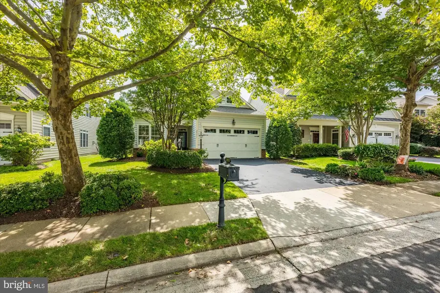 20611 Golden Ridge Dr, Ashburn, VA 20147 - #3
