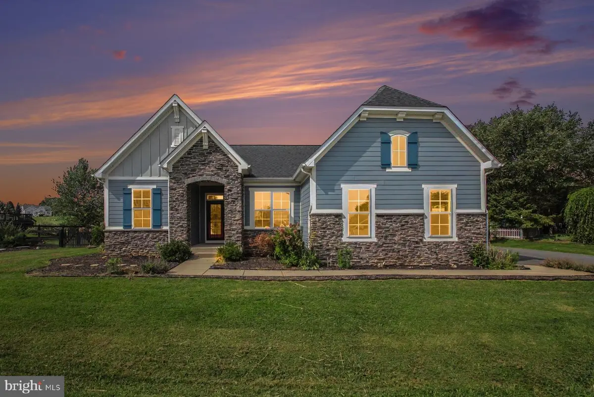 38783 Dutchmans Knoll Dr, Lovettsville, VA 20180 - #1