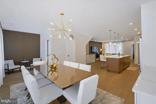 43521 Moorefield Blvd, ASHBURN, VA 20148