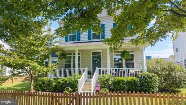 8 Wood Aster Ln, LOVETTSVILLE, VA 20180