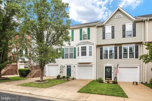 420 Nikki Se, LEESBURG, VA 20175