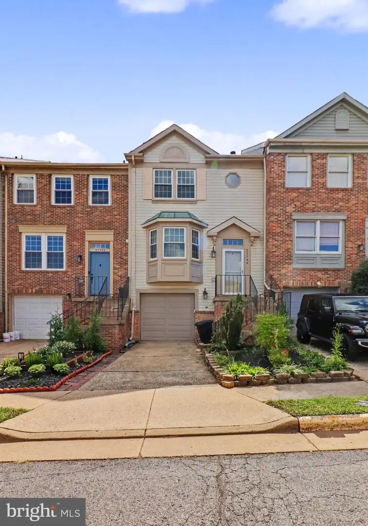 21744 Leatherleaf Cir, Sterling, VA 20164 - #2