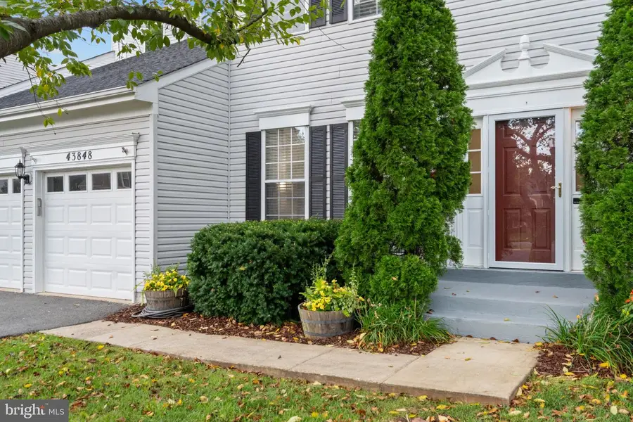 43848 Glenhazel Dr, Ashburn, VA 20147 - #2