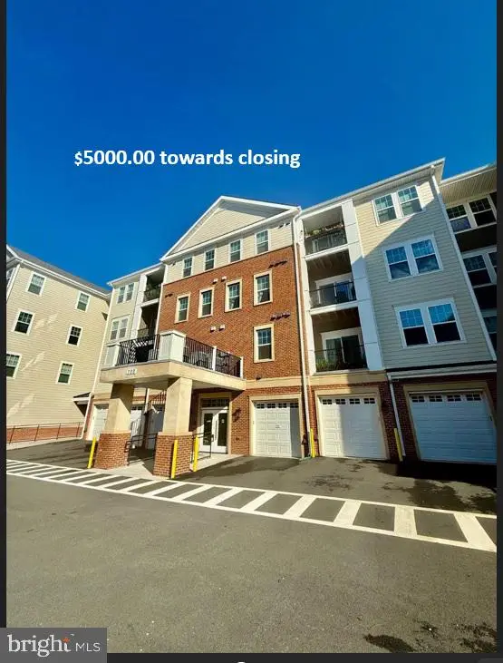 700 Mount Airy Ter Ne #202, Leesburg, VA 20176 - #2