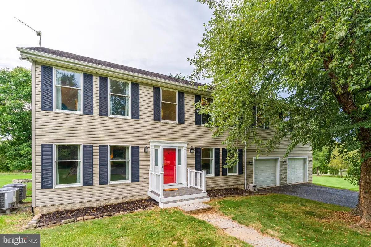 40490 Lovettsville Rd, Lovettsville, VA 20180 - #1
