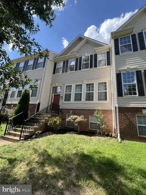 46784 Manchester, Sterling, VA 20165 - #1