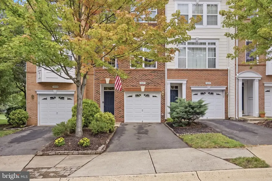 20437 Chetwood Ter, Ashburn, VA 20147 - #2