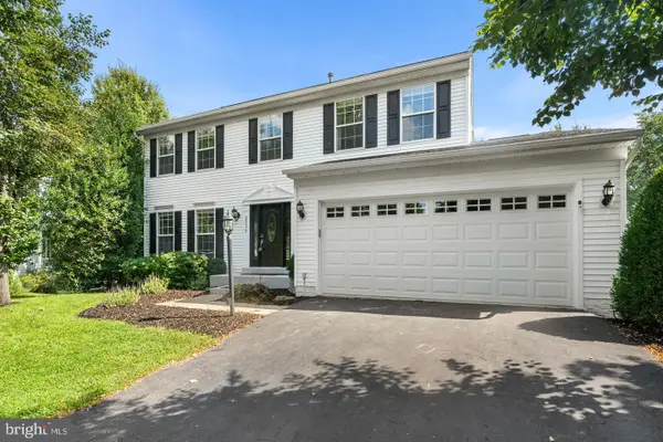 20379 Snowpoint Pl, ASHBURN, VA 20147