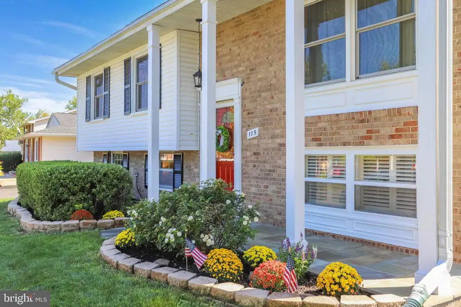 115 W Church Rd, Sterling, VA 20164 - #3