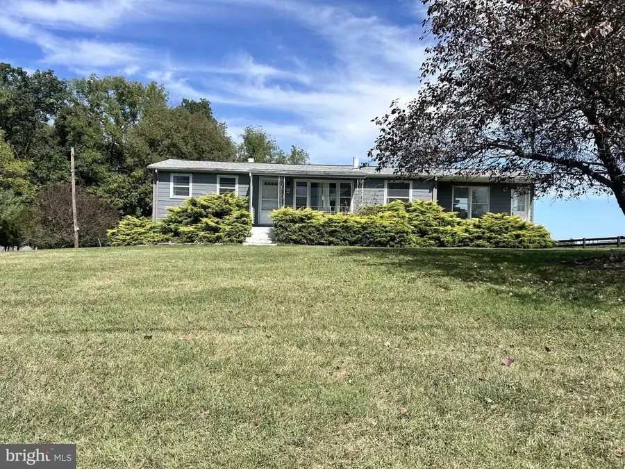 38936 Old Wheatland Rd, Waterford, VA 20197 - #3