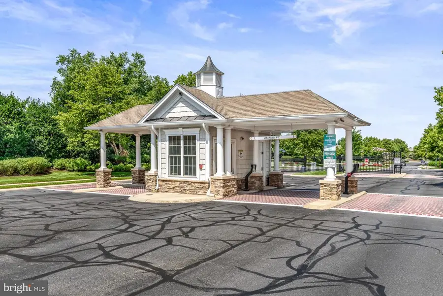 44473 Blueridge Meadows Dr, Ashburn, VA 20147 - #3