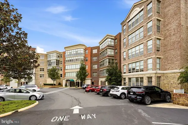 19370 Magnolia Grove Sq #212, LEESBURG, VA 20176