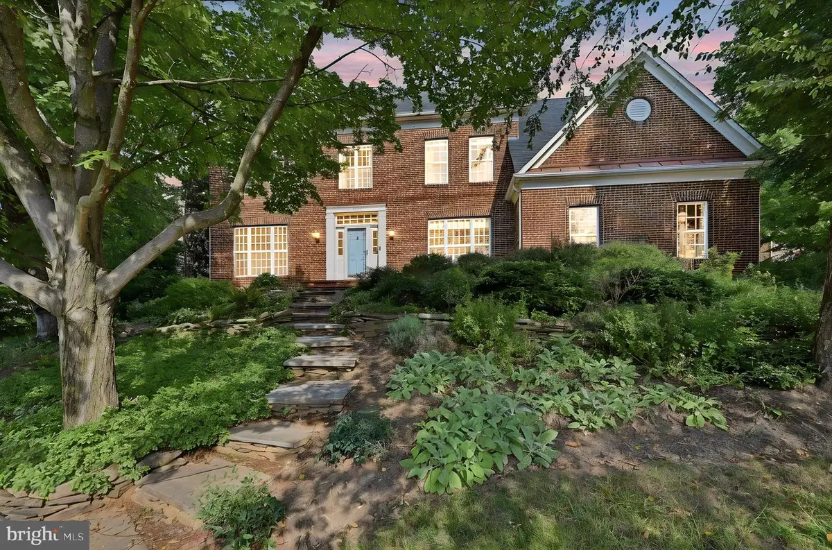 47404 Middle Bluff Pl, Sterling, VA 20165 - #1