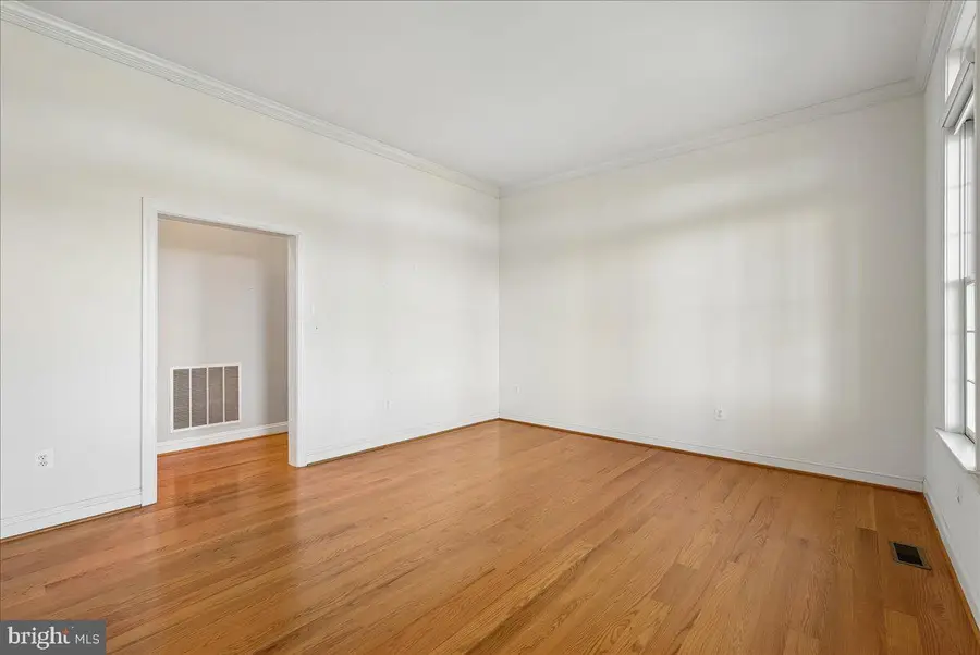 18077 Clendenning Cir, Round Hill, VA 20141 - #3