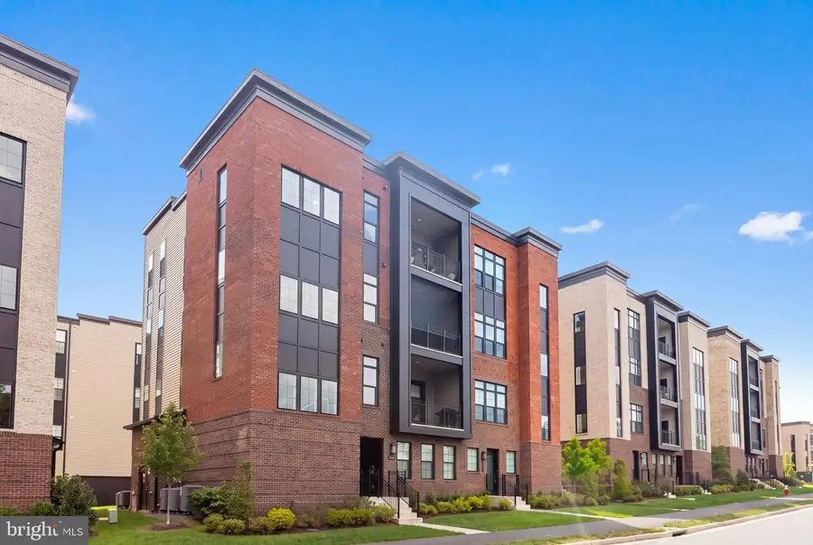22145 Headwater Ter #400, Ashburn, VA 20148 - #2