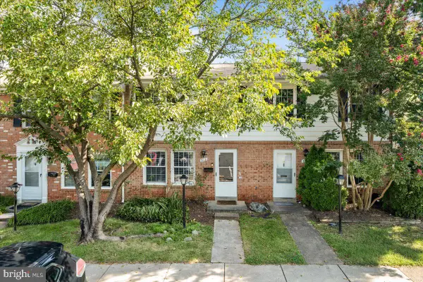 312 E Cornell Dr E #167, STERLING, VA 20164