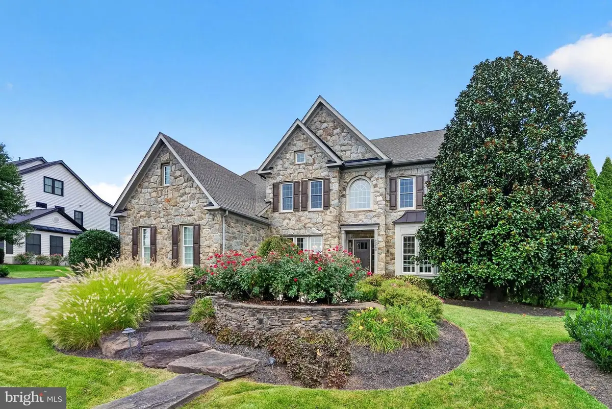 40282 Warren Glen Ln, Leesburg, VA 20175 - #1