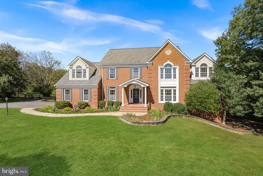 17508 Pinehurst Ct, Purcellville, VA 20132 - #2