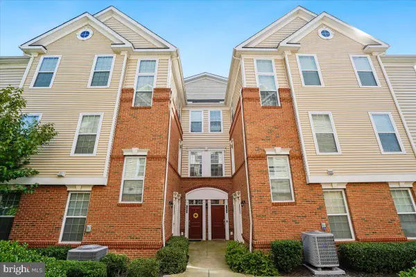 23286 Southdown Manor Ter #105, ASHBURN, VA 20148