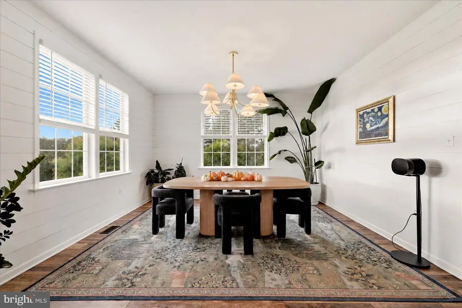 19281 Swan Ct, Purcellville, VA 20132 - #3