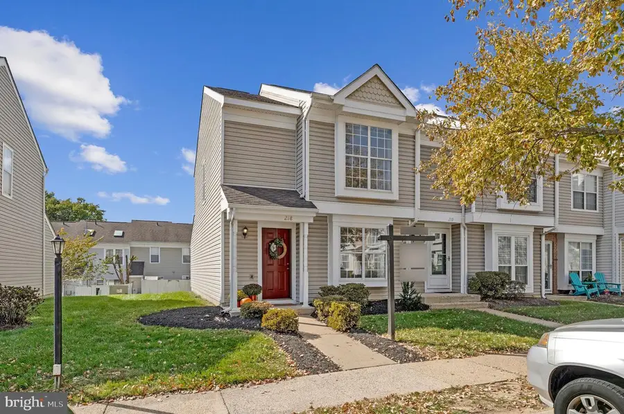 218 Saint Johns Sq, Sterling, VA 20164 - #2