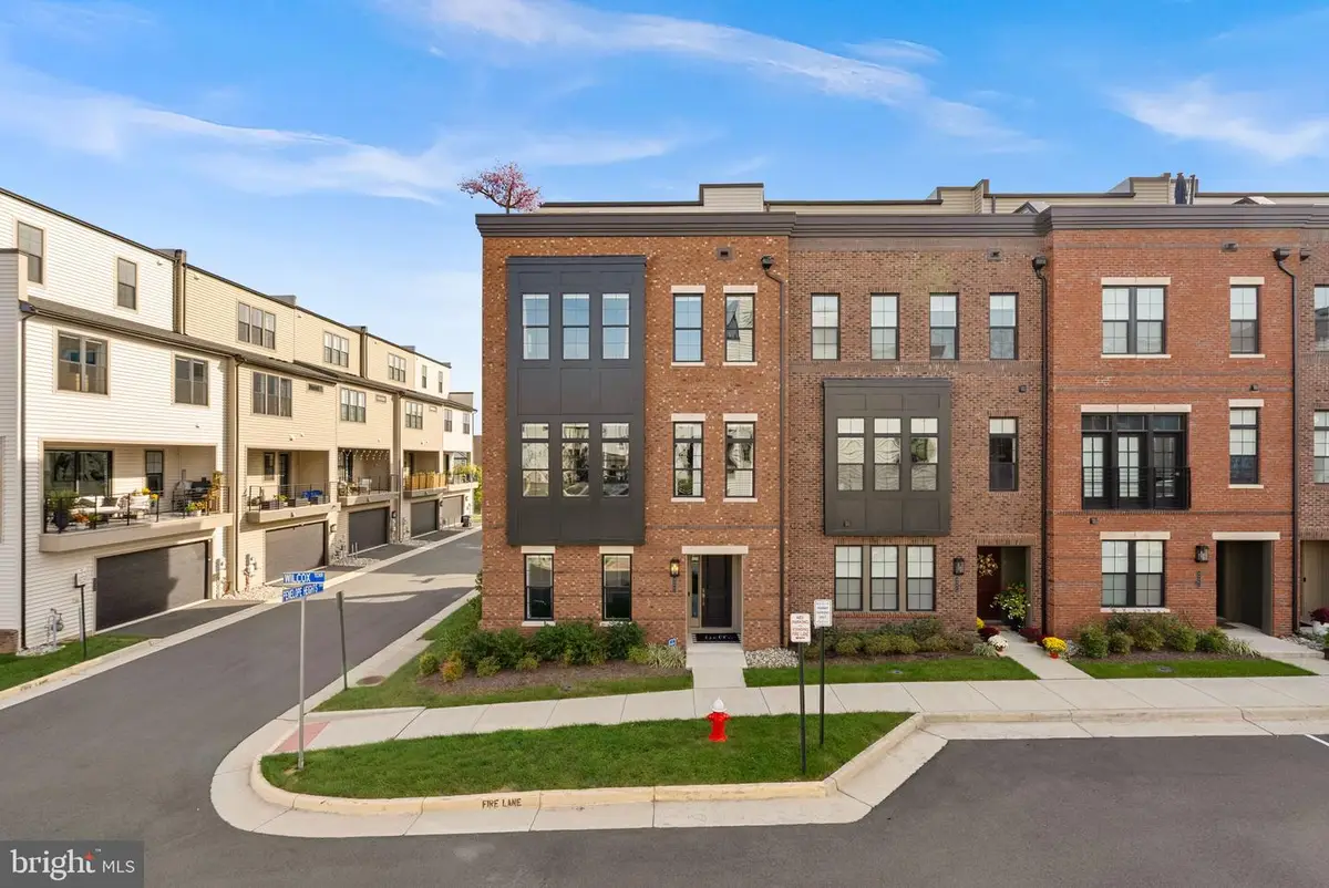43447 Wilcox Ter, Ashburn, VA 20148 - #1