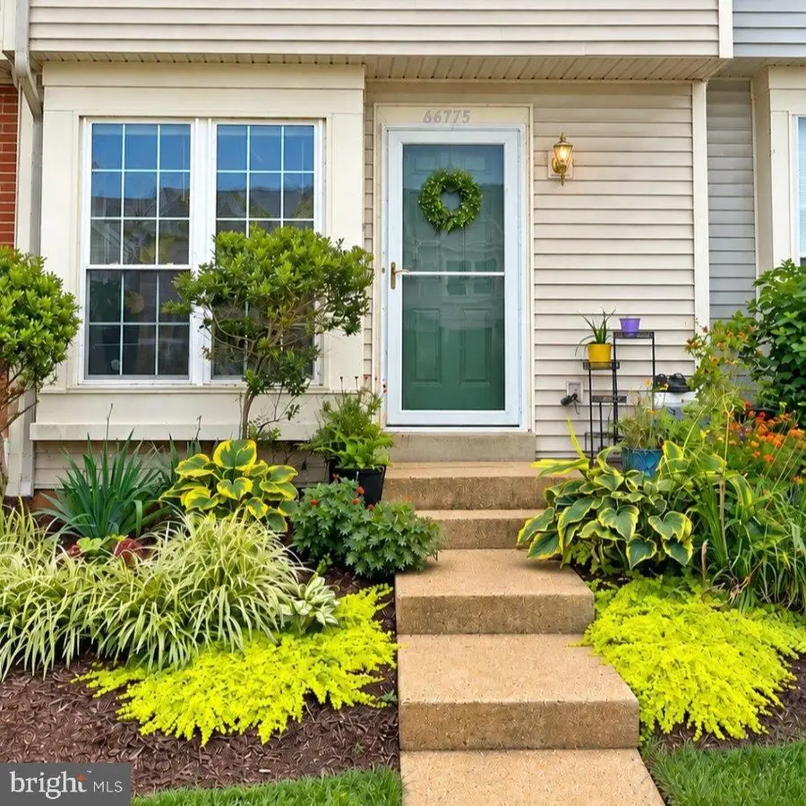 46775 Macaw Sq, Sterling, VA 20164 - #2