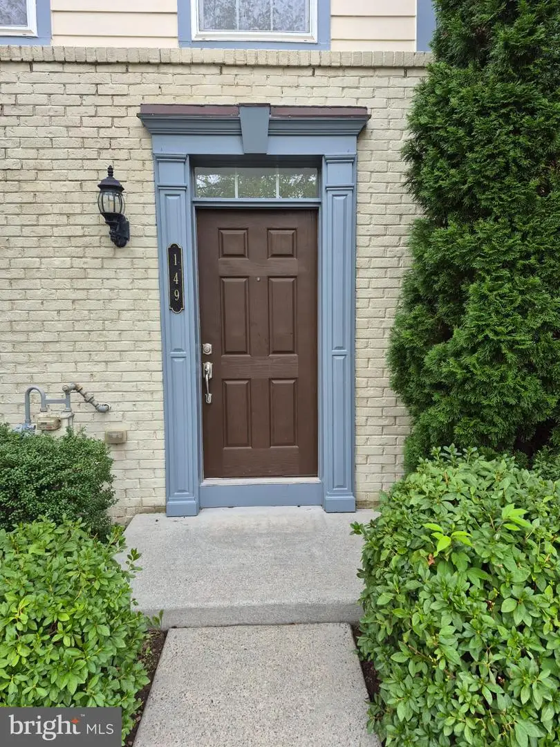 149 Great Laurel Sq Se, Leesburg, VA 20175 - #2