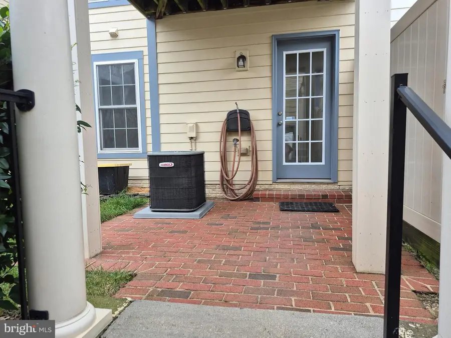 149 Great Laurel Sq Se, Leesburg, VA 20175 - #3
