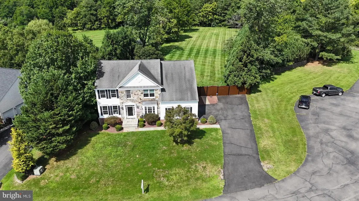 11489 Potomac Heights Ln, Lovettsville, VA 20180 - #1