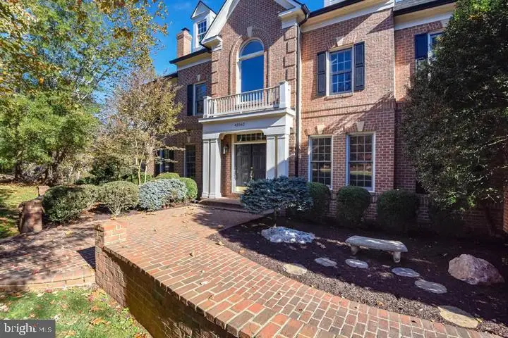 43562 Firestone Pl, Leesburg, VA 20176 - #1