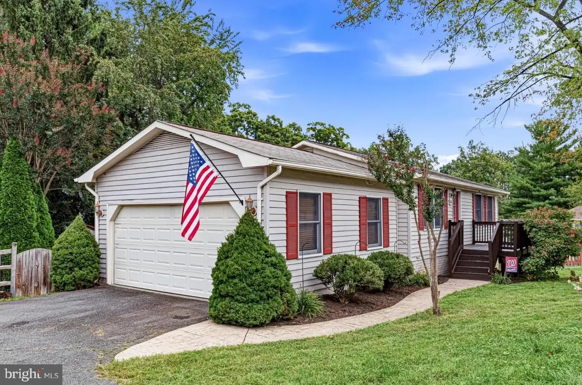 616 York Ln Se, Leesburg, VA 20175 - #1