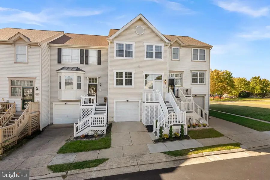 126 Oliver Ct, Purcellville, VA 20132 - #2