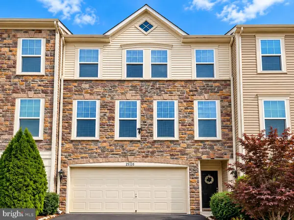 25135 Himalayas Ter, ALDIE, VA 20105