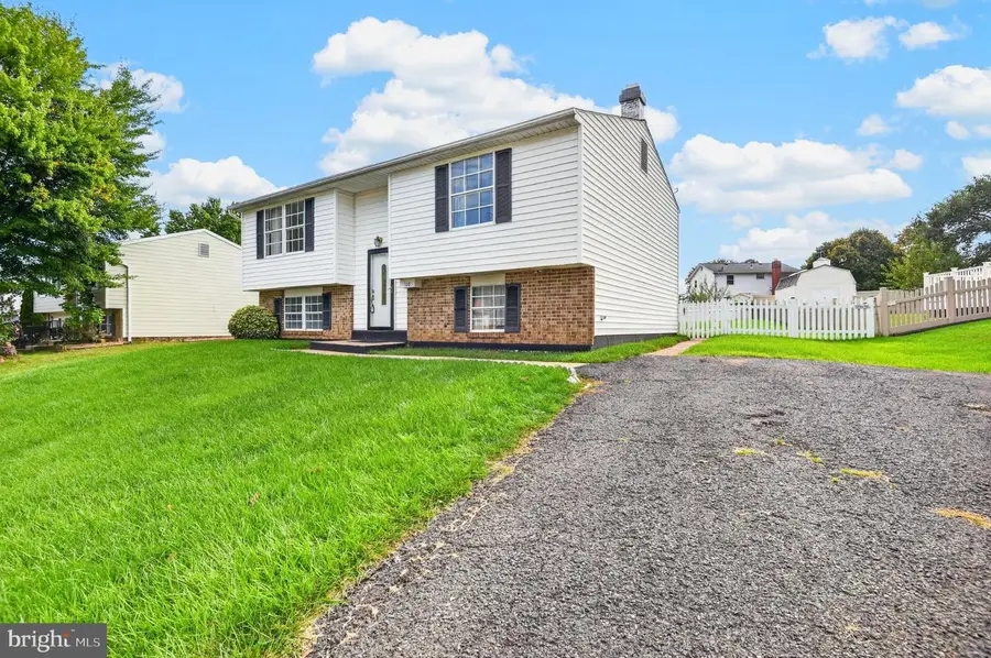110 N Garfield Rd, Sterling, VA 20164 - #3