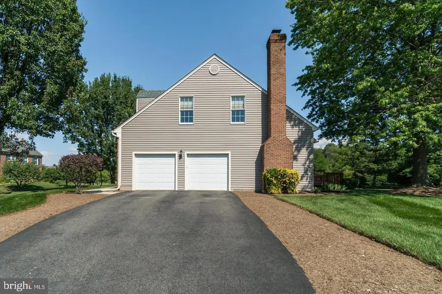 43207 Rockfield Ct, Ashburn, VA 20147 - #2