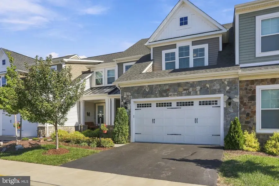 42724 Cushing Ter, Ashburn, VA 20148 - #3