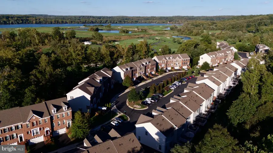 20268 Center Brook Sq, Sterling, VA 20165 - #3
