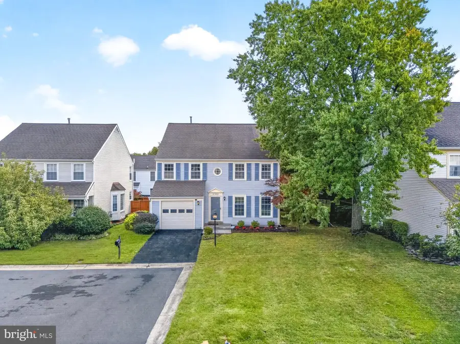 21066 Danbury Ct, Sterling, VA 20164 - #2