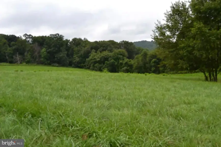 4 Potomac Overlook Ln, Leesburg, VA 20176 - #3