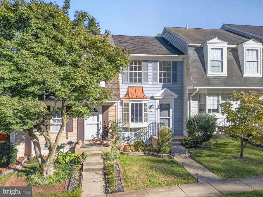 11 Wyatt Ct, Sterling, VA 20165 - #2