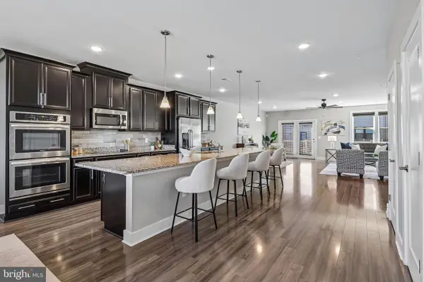 44842 Tiverton Sq, ASHBURN, VA 20147